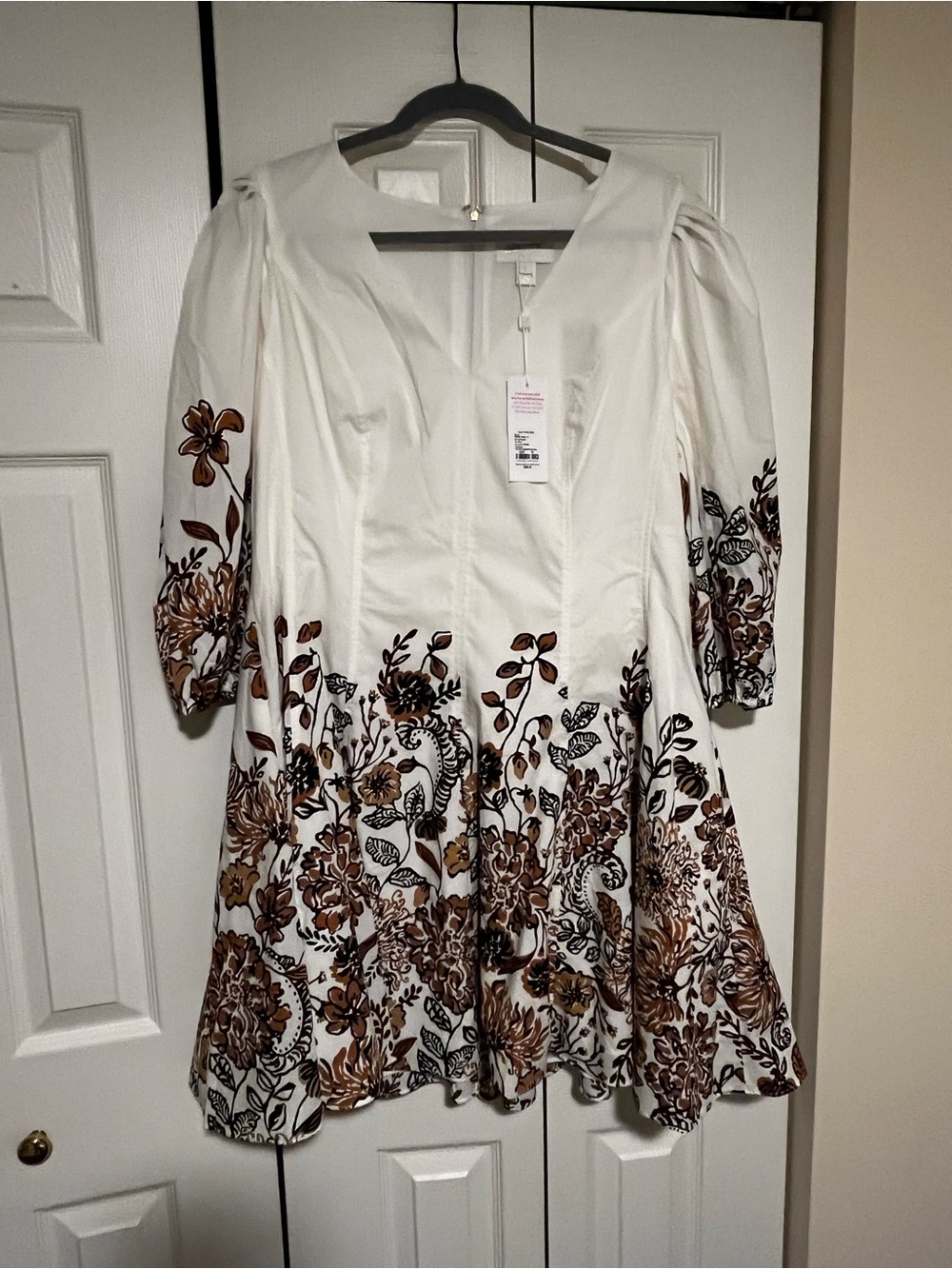 Lilly Pulitzer White Mini Dress with Tan and Black Floral Print - Picture 2 of 7